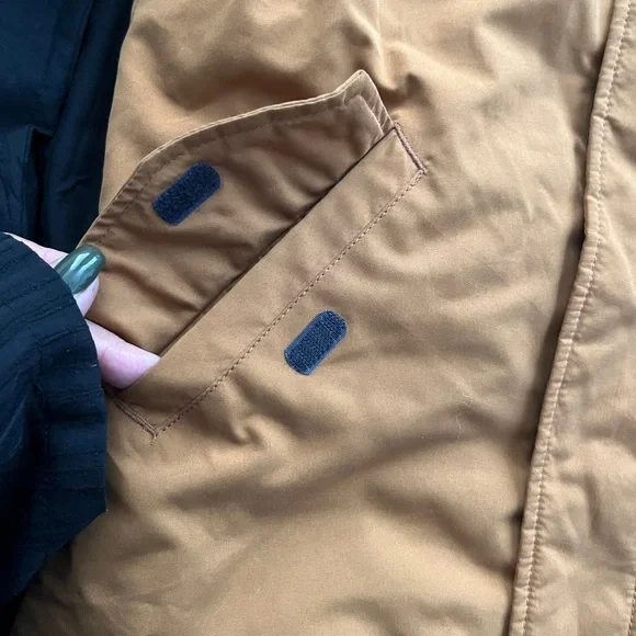 Old Navy Boy’s Brown Hooded Puffer Jacket - Picture 3 of 6